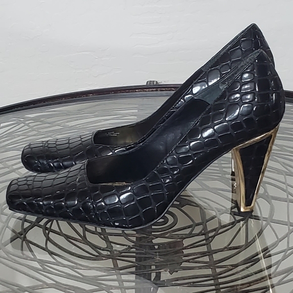 J. RENEE' HEELS SZ 8.5